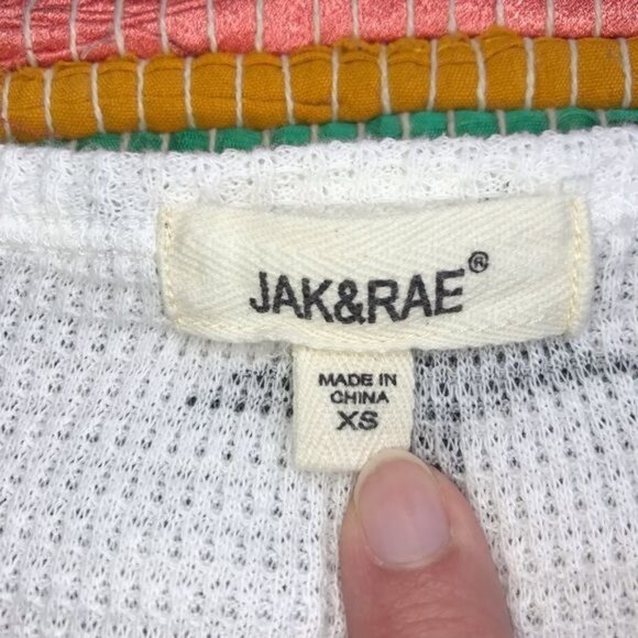 Jak & Rae ~ Star print v-neck thermal top - Picture 5 of 5